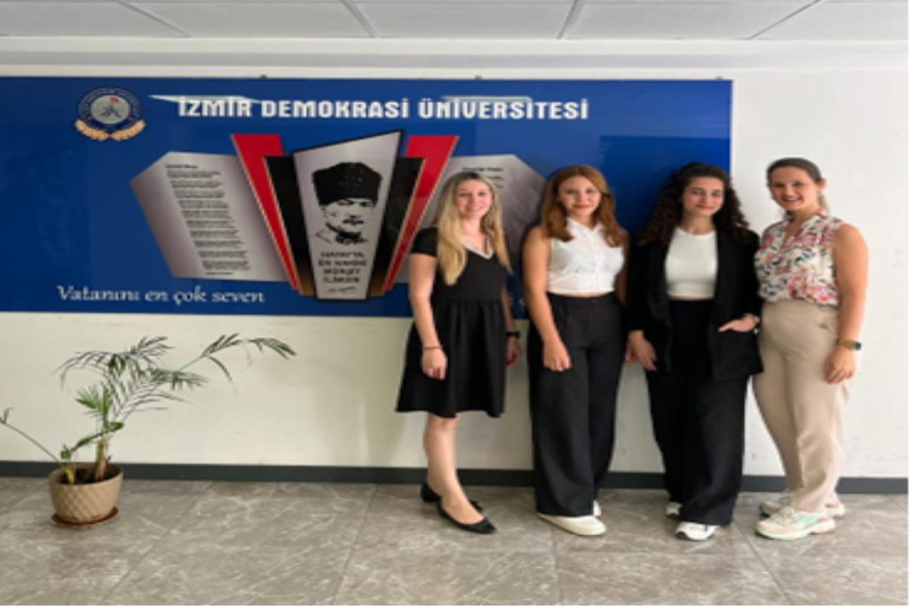 Yaşlı Hipertansiyon Hastalarının Uyku Kalitesi ile Kan Basınçları Arasındaki İlişki İsimli Proje TÜBİTAK-2209-A Üniversite Öğrencileri Araştırma Projeleri Destekleme Programı Kapsamında Destek Almaya Hak Kazanmıştır.