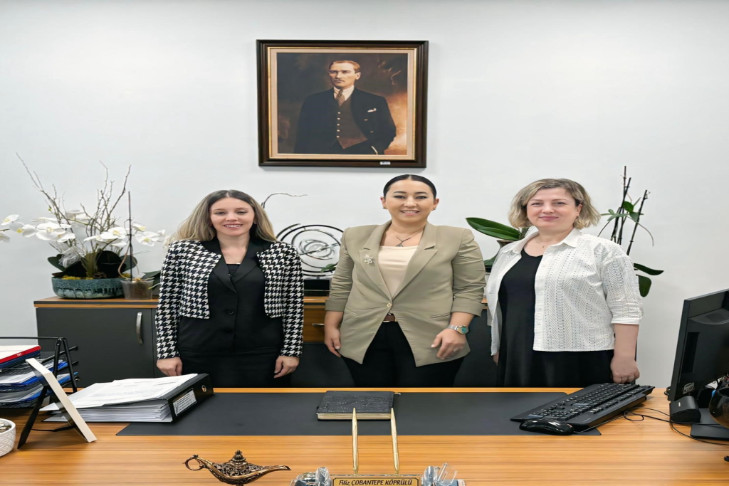 Sağlık Bilimleri Fakültesi ve Buca Seyfi Demirsoy Eğitim ve Araştırma Hastanesi Arasında Dış Paydaş Toplantısı Gerçekleştirildi